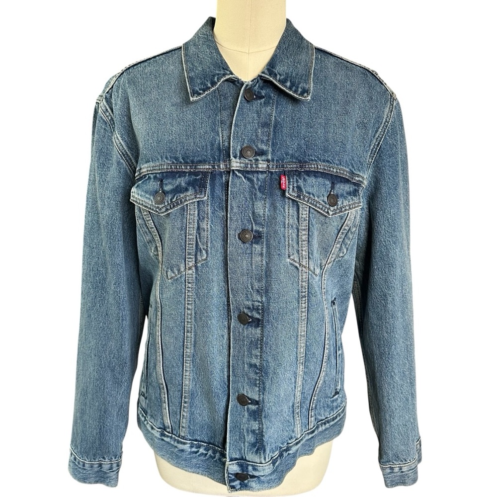 NWT Levi's cotton denim jacket